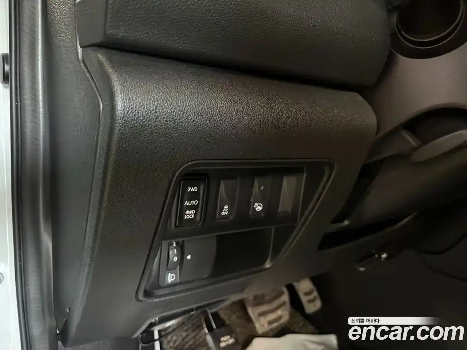 Renault QM6 2016 2.0 гидро в Москве № 2056057, фото 17