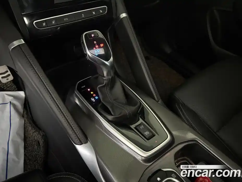 Renault QM6 2016 2.0 гидро в Москве № 2056057, фото 9