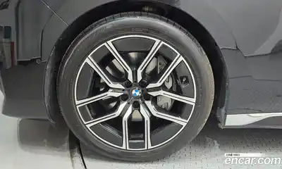 BMW 7-Series 2025 3.0 гидро в Москве № 2056336, миниатюра 5