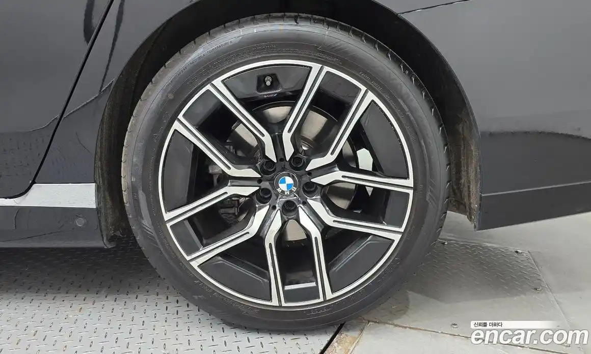 BMW 7-Series 2025 3.0 гидро в Москве № 2056336, фото 7