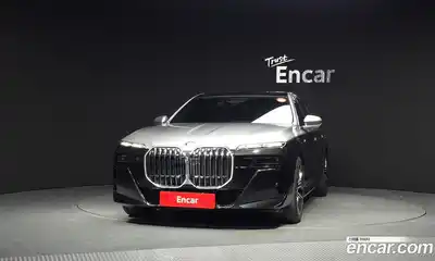 BMW 7-Series 2023 3.0 гидро в Москве № 2056659, миниатюра 3