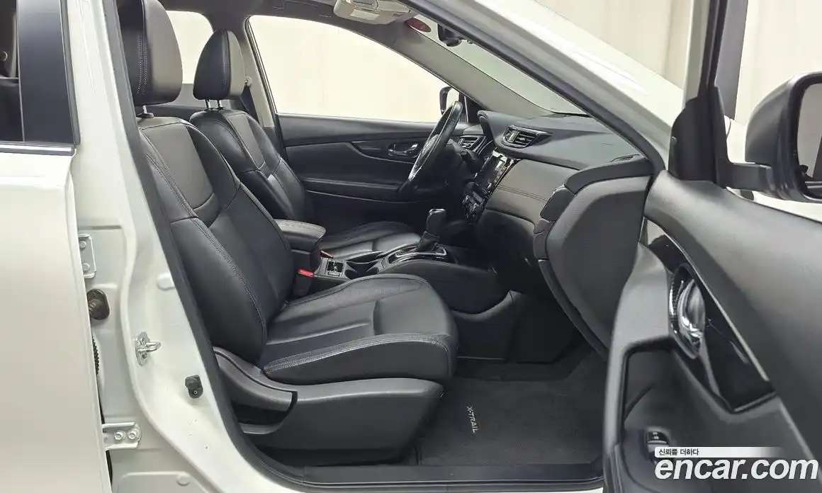 Nissan X-Trail 2018 2.5 гидро в Москве № 2065548, фото 16