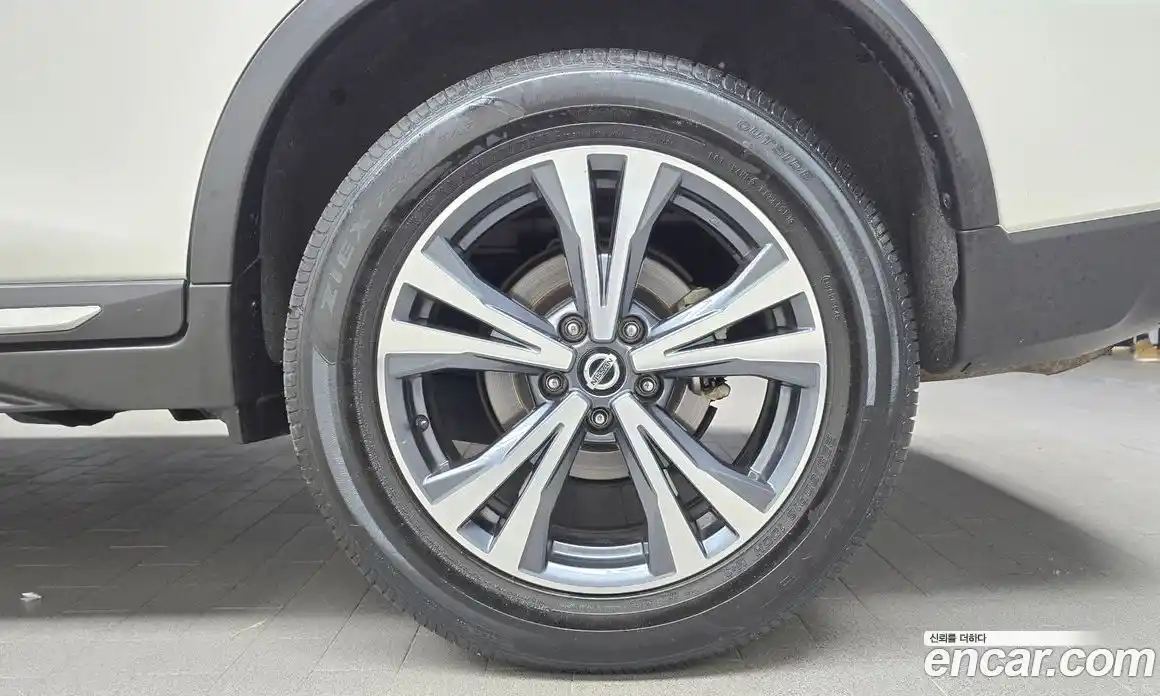 Nissan X-Trail 2018 2.5 гидро в Москве № 2065548, фото 7
