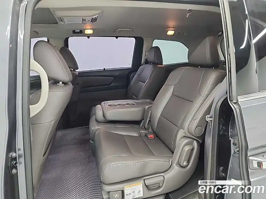 Honda Odyssey 2016 3.5 гидро в Москве № 233001, фото 12