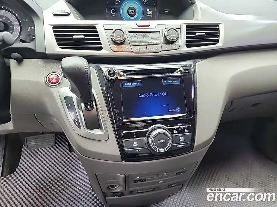 Honda Odyssey 2016 3.5 гидро в Москве № 233001, фото 10