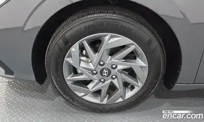Hyundai Avante 2023 1.6 гидро в Москве № 2122814, миниатюра 5