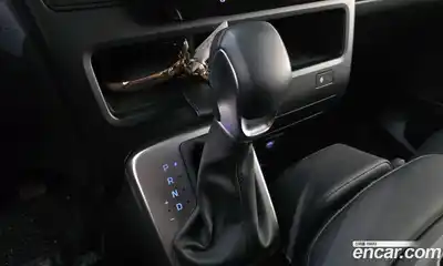 Hyundai Staria 2025 3.5 гидро в Москве № 2122844, миниатюра 12