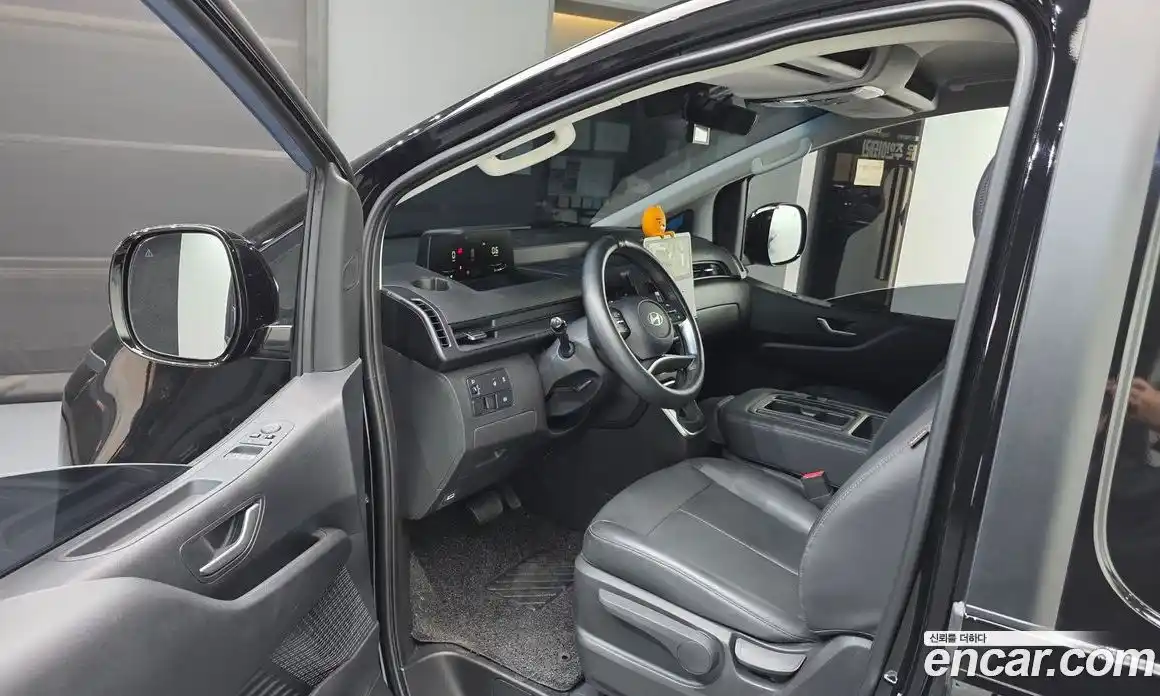 Hyundai Staria 2025 3.5 гидро в Москве № 2122844, фото 13