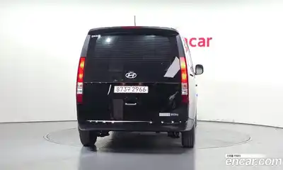 Hyundai Staria 2025 3.5 гидро в Москве № 2122844, миниатюра 4