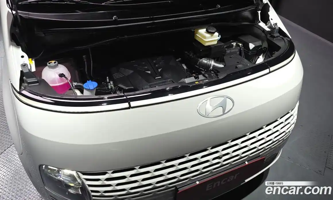 Hyundai Staria 2025 3.5 гидро в Москве № 2122914, фото 6
