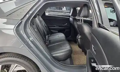 Hyundai Avante 2023 1.6 гидро в Москве № 2122940, миниатюра 12
