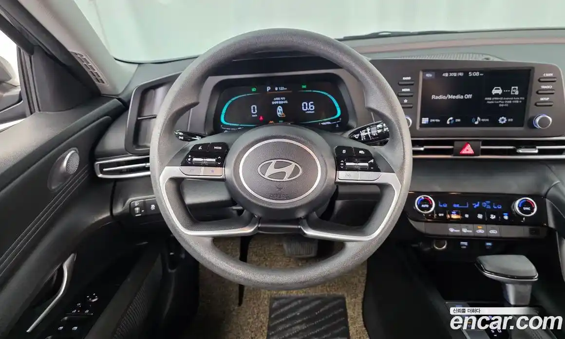 Hyundai Avante 2023 1.6 гидро в Москве № 2122940, фото 13