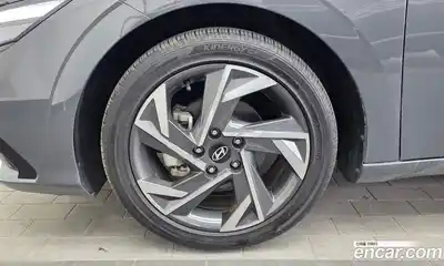 Hyundai Avante 2023 1.6 гидро в Москве № 2122940, миниатюра 5