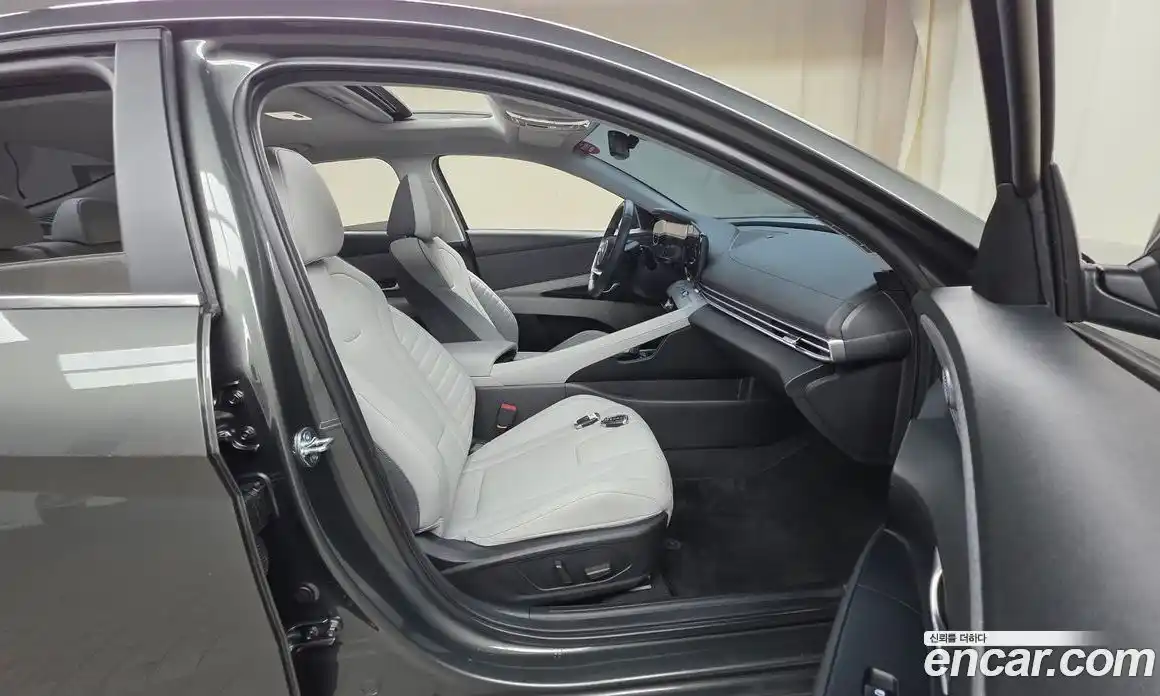 Hyundai Avante 2023 1.6 гидро в Москве № 2122946, фото 13