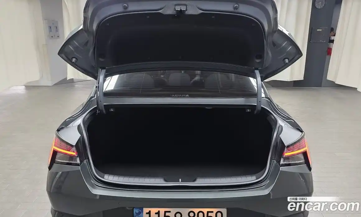 Hyundai Avante 2023 1.6 гидро в Москве № 2122946, фото 26