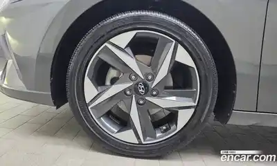 Hyundai Avante 2023 1.6 гидро в Москве № 2122946, миниатюра 5