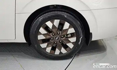 Hyundai Staria 2024 2.2 гидро в Москве № 2123043, миниатюра 7