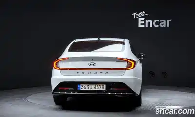 Hyundai Sonata 2022 2.0 гидро в Москве № 2123055, миниатюра 4