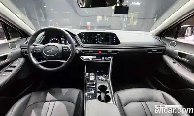 Hyundai Sonata 2022 2.0 гидро в Москве № 2123055, миниатюра 7
