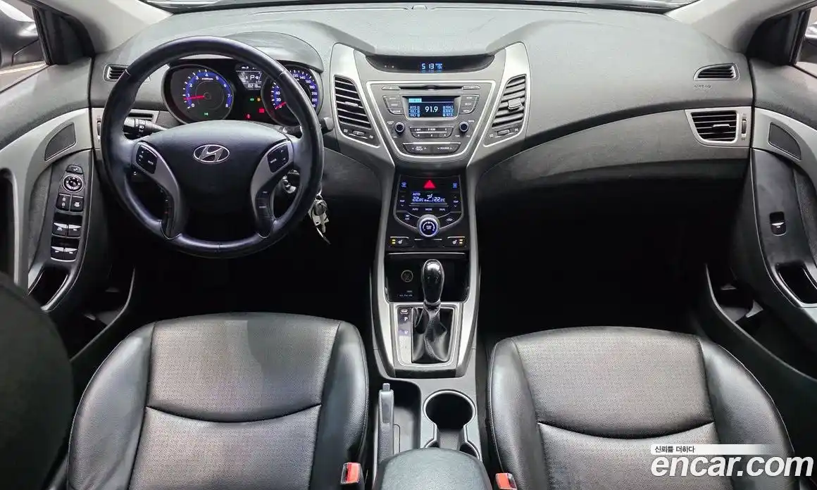 Hyundai Avante 2014 1.6 гидро в Москве № 2123088, фото 7