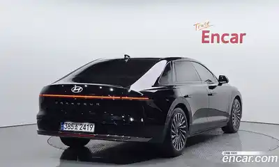 Hyundai Grandeur Calligraphy