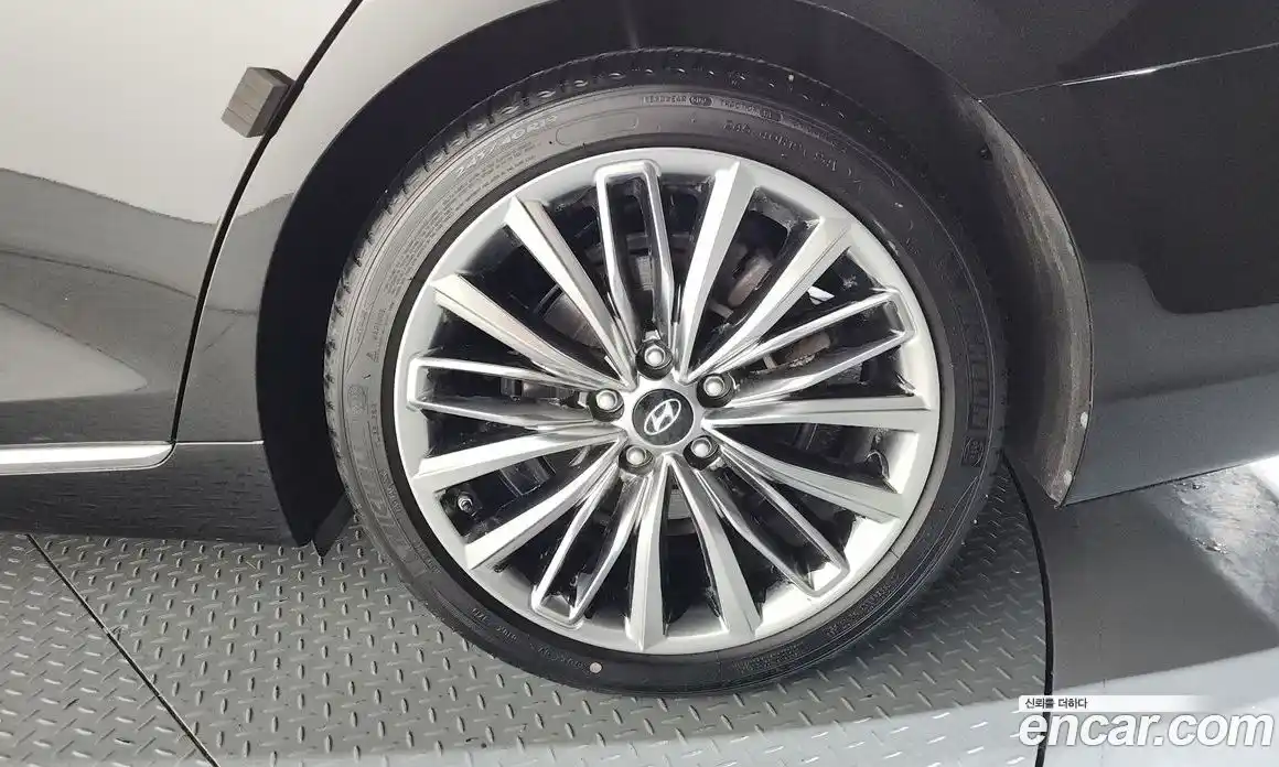 Hyundai Grandeur 2019 3.0 гидро в Москве № 2123095, фото 6