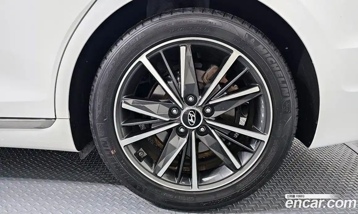 Hyundai Grandeur 2021 3.3 гидро в Москве № 2123099, фото 7