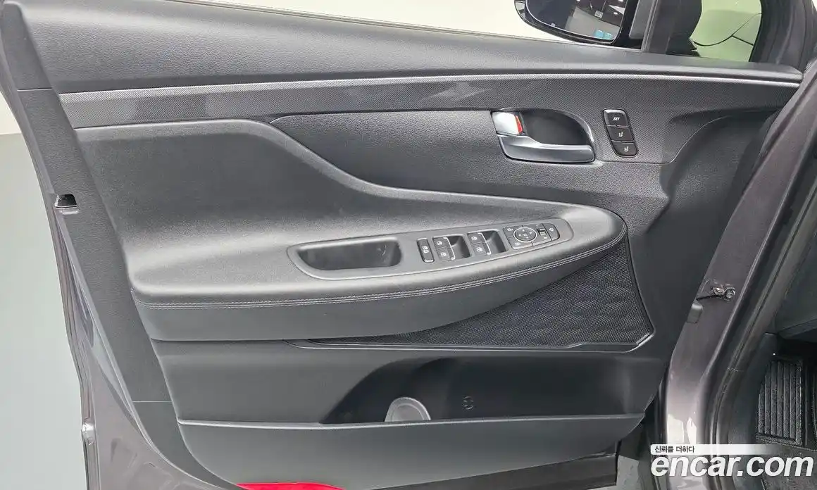 Hyundai Santa Fe 2023 2.5 гидро в Москве № 2123129, фото 14