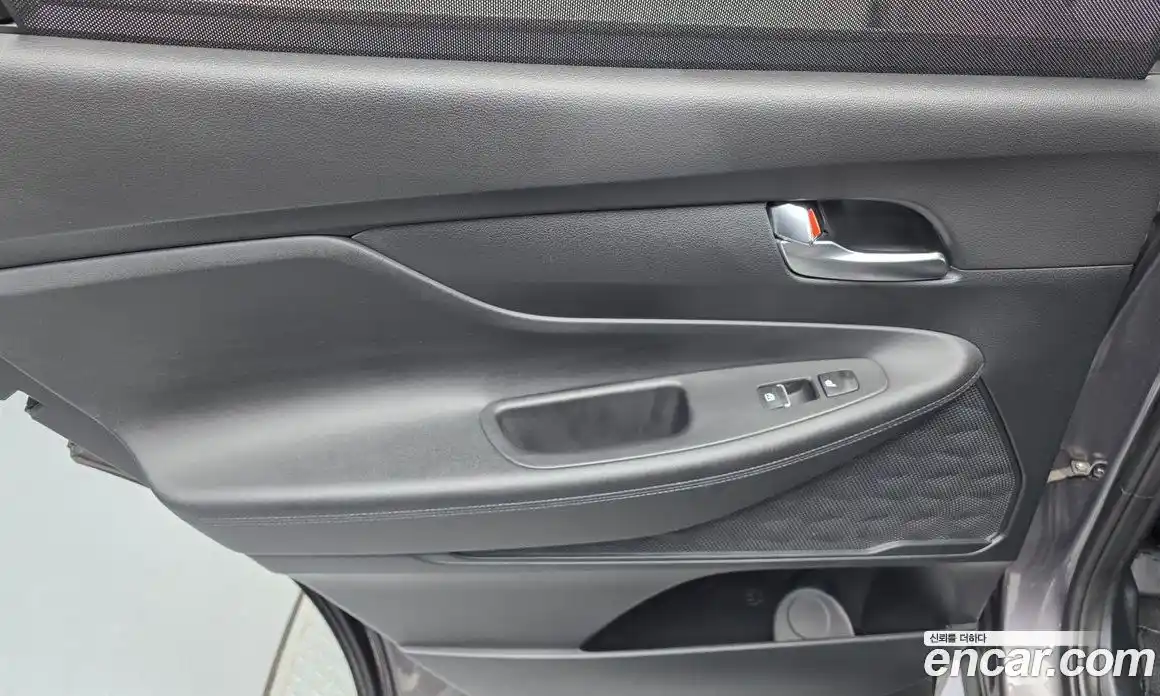 Hyundai Santa Fe 2023 2.5 гидро в Москве № 2123129, фото 27