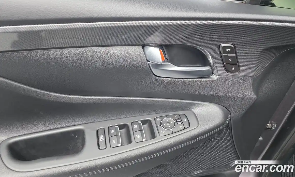 Hyundai Santa Fe 2023 2.5 гидро в Москве № 2123129, фото 29