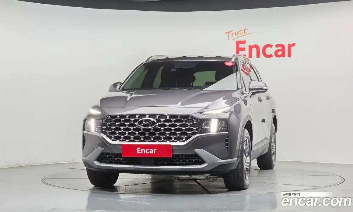Hyundai Santa Fe 2023 2.5 гидро в Москве № 2123129, фото 3