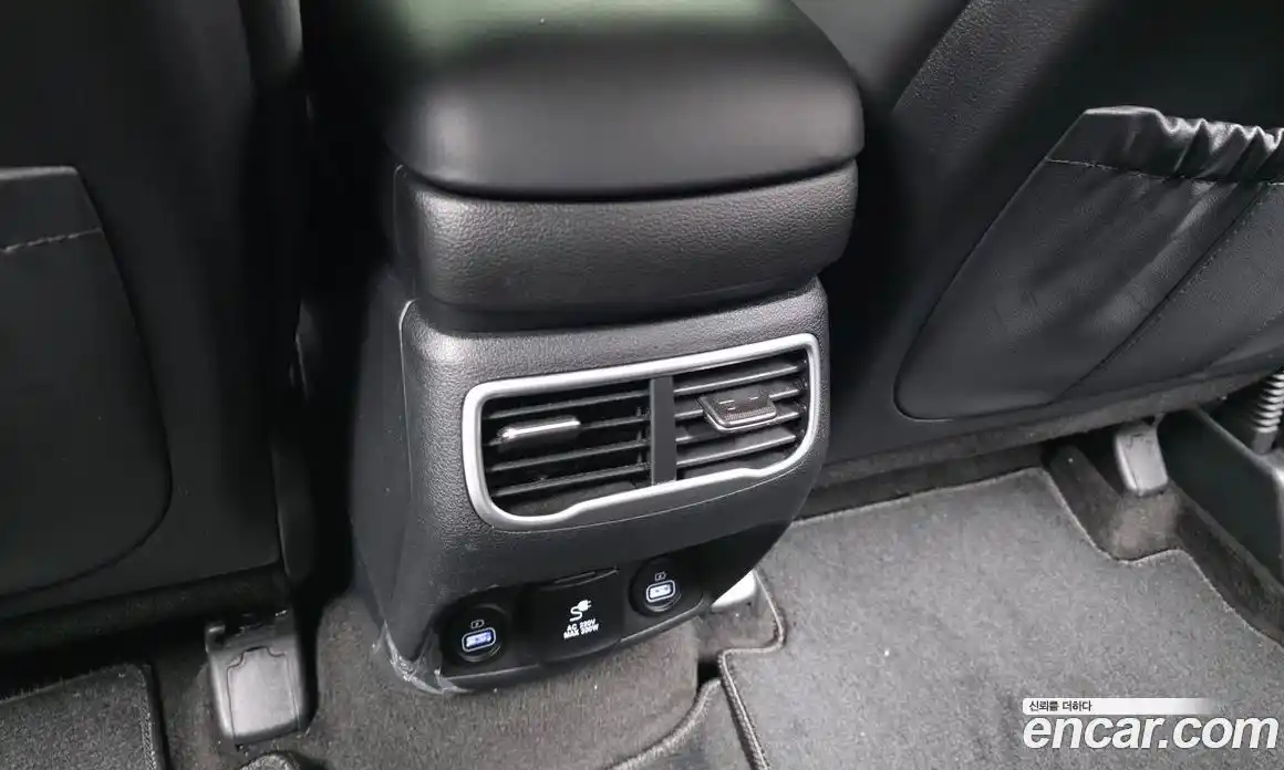 Hyundai Santa Fe 2023 2.5 гидро в Москве № 2123129, фото 31