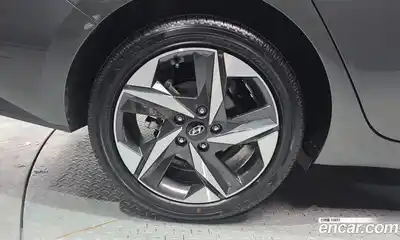 Hyundai Avante 2023 1.6 гидро в Москве № 2123155, миниатюра 5