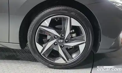 Hyundai Avante 2023 1.6 гидро в Москве № 2123155, миниатюра 7