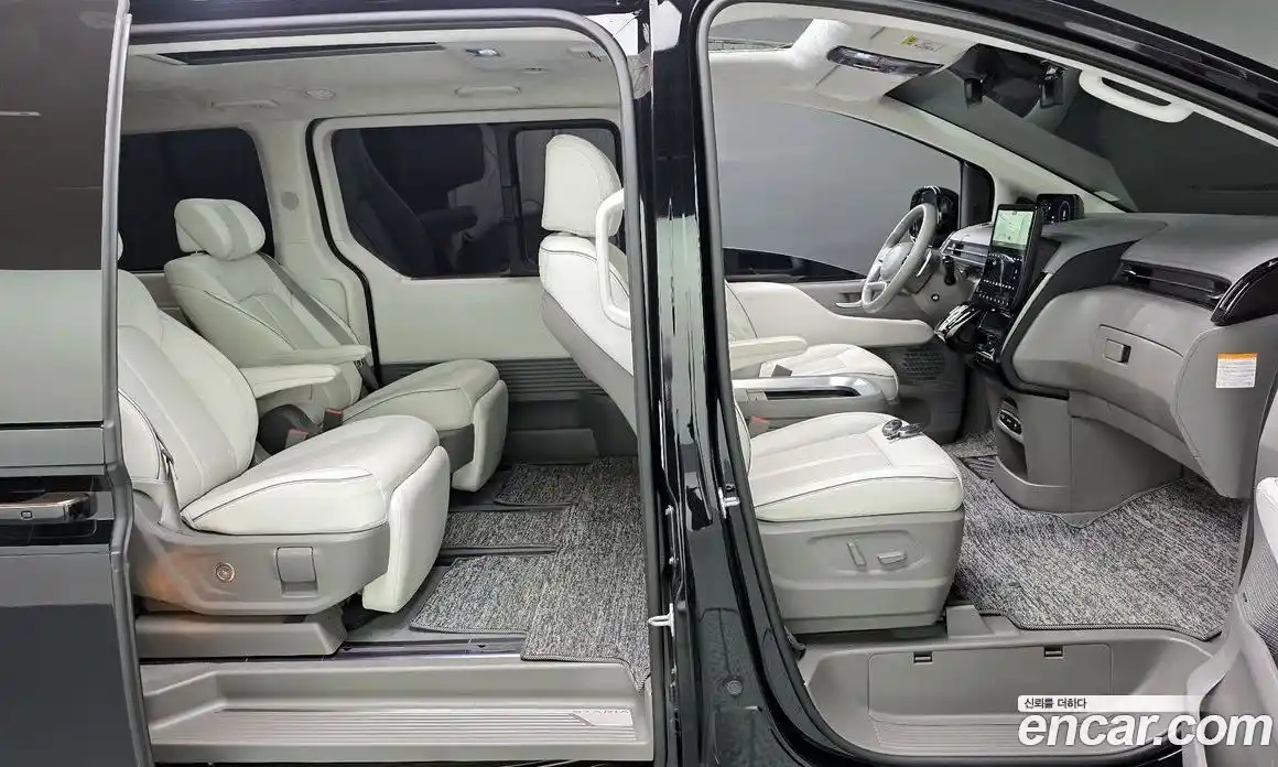 Hyundai Staria 2024 1.6 гидро в Москве № 2123210, фото 16