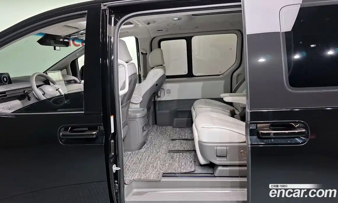 Hyundai Staria 2024 1.6 гидро в Москве № 2123210, фото 17
