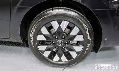 Hyundai Staria 2024 1.6 гидро в Москве № 2123210, миниатюра 7