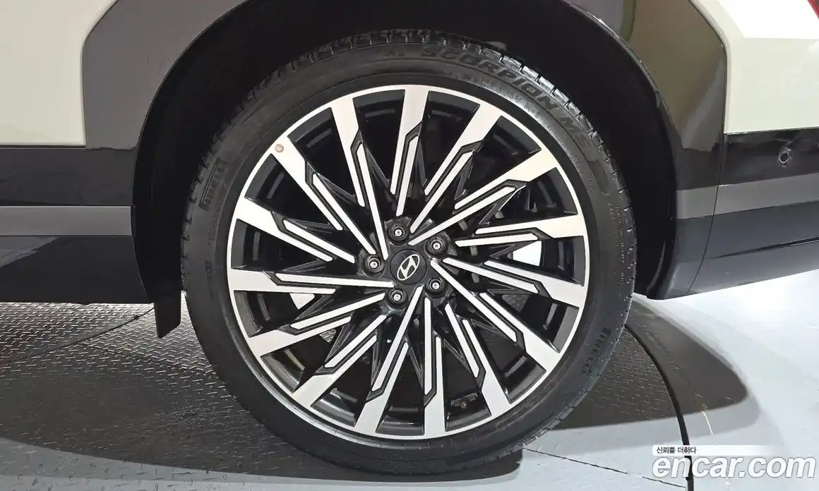 Hyundai Santa Fe 2024 2.5 гидро в Москве № 2123240, фото 6