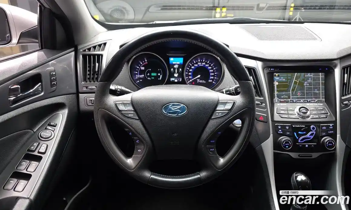 Hyundai Sonata 2012 2.0 гидро в Москве № 2123258, фото 19