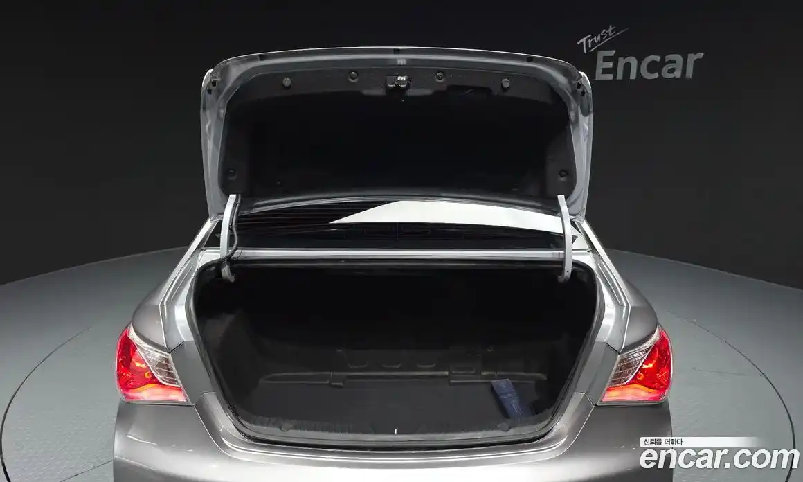 Hyundai Sonata 2012 2.0 гидро в Москве № 2123258, фото 26