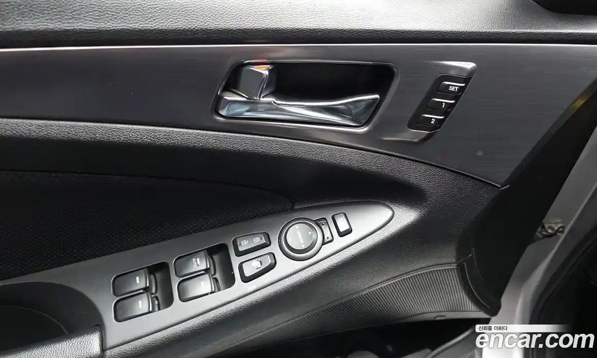Hyundai Sonata 2012 2.0 гидро в Москве № 2123258, фото 27
