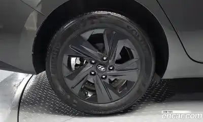 Hyundai Avante 2021 1.6 гидро в Москве № 2123308, миниатюра 7