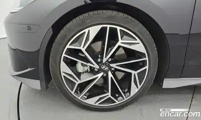 Hyundai Ioniq 6 2022 0.1 гидро в Москве № 2123355, миниатюра 5