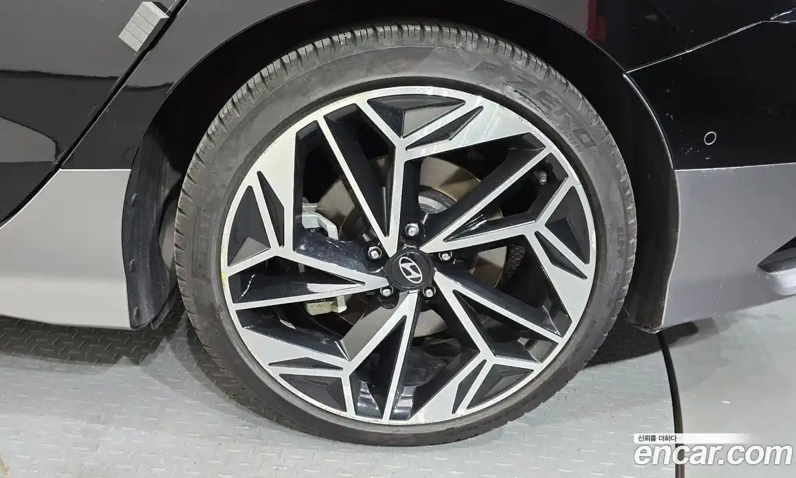 Hyundai Ioniq 6 2022 0.1 гидро в Москве № 2123355, фото 7