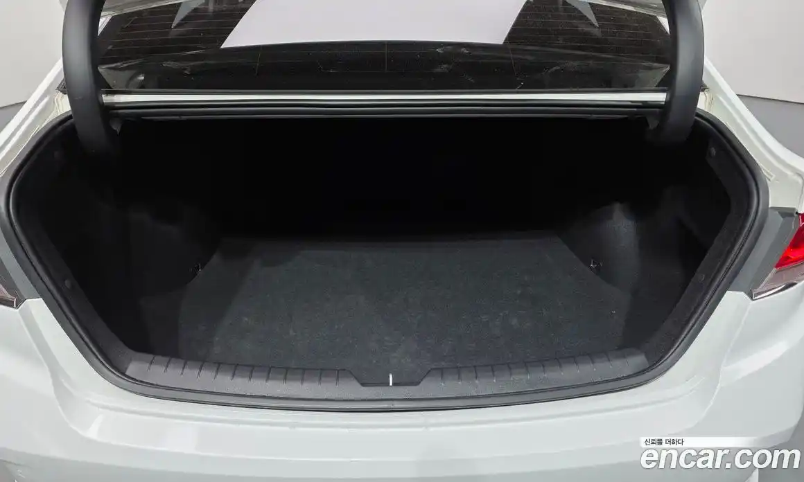 Hyundai Sonata 2018 2.0 гидро в Москве № 2123405, фото 21