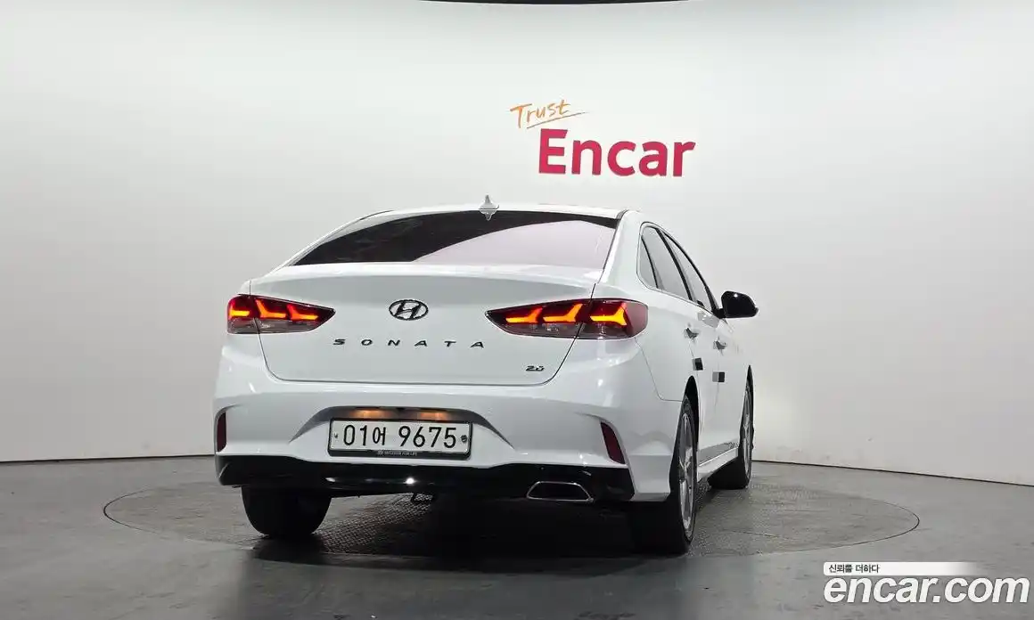 Hyundai Sonata 2018 2.0 гидро в Москве № 2123405, фото 4