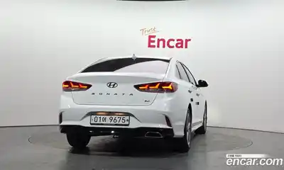 Hyundai Sonata 2018 2.0 гидро в Москве № 2123405, миниатюра 4