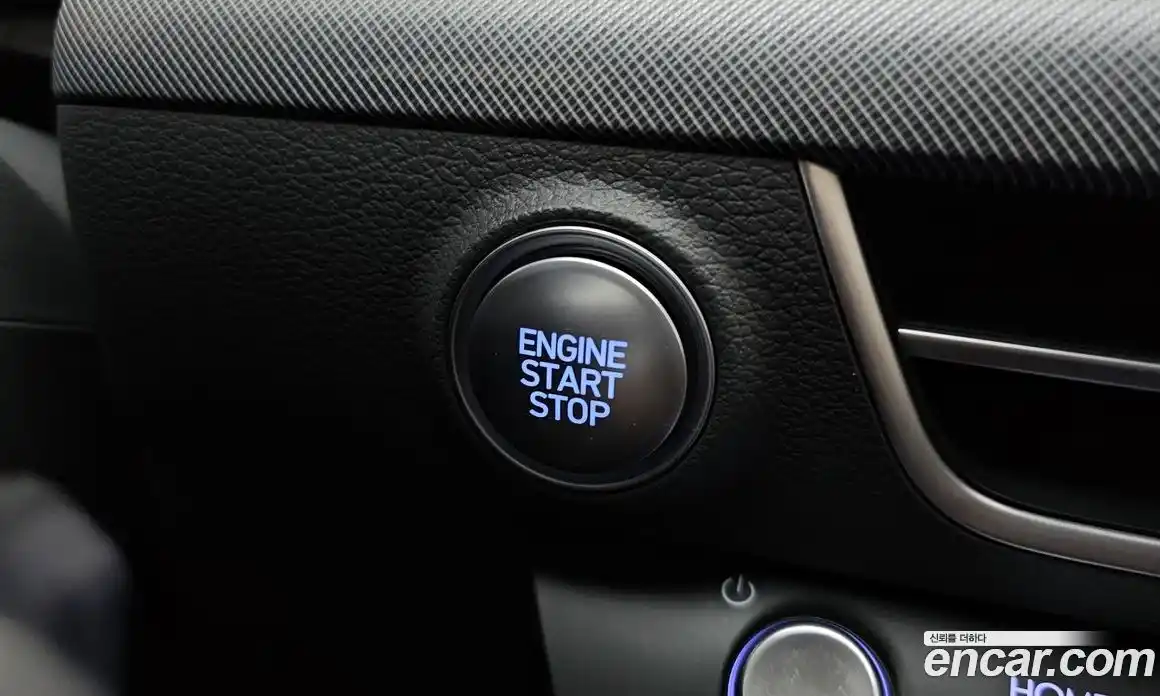 Hyundai Sonata 2024 1.6 гидро в Москве № 2123406, фото 29