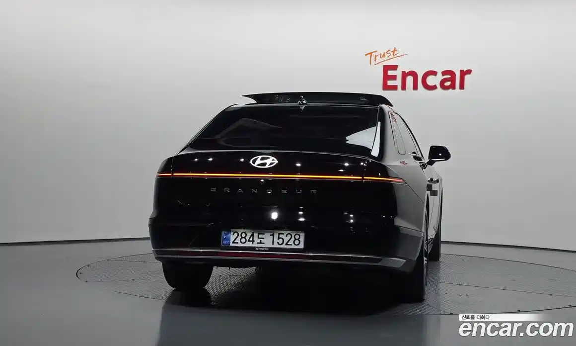 Hyundai Grandeur 2023 2.5 гидро в Москве № 2123407, фото 4