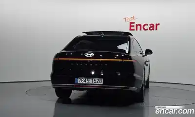 Hyundai Grandeur 2023 2.5 гидро в Москве № 2123407, миниатюра 4